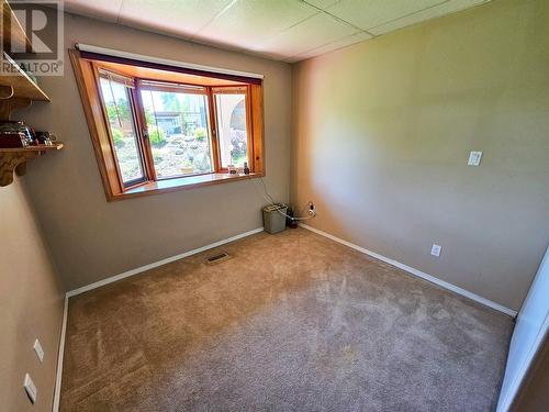 1392 Relkoff Road, Castlegar, BC - Indoor Photo Showing Other Room