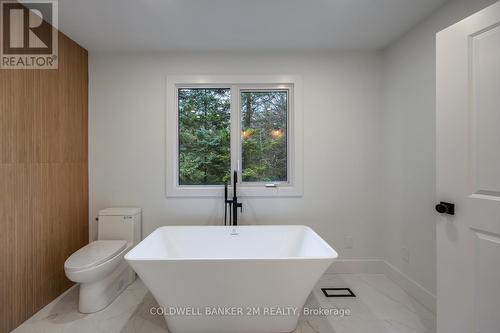 619 Alma Street, Scugog (Port Perry), ON - Indoor Photo Showing Bathroom