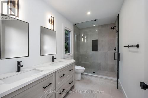 619 Alma Street, Scugog (Port Perry), ON - Indoor Photo Showing Bathroom