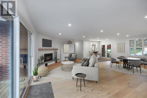 619 Alma Street, Scugog (Port Perry), ON - Indoor Photo Showing Living Room With Fireplace