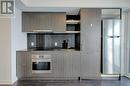 5208 - 100 Harbour Street, Toronto, ON  - Indoor Photo Showing Kitchen 