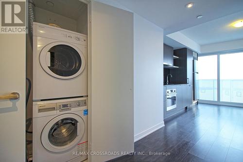 5208 - 100 Harbour Street, Toronto, ON - Indoor Photo Showing Laundry Room