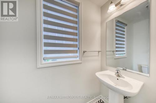 75 Barkerville Drive, Whitby, ON - Indoor Photo Showing Bathroom