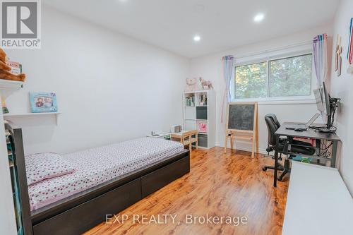 Upper - 14 Summerglade Drive, Toronto, ON - Indoor Photo Showing Bedroom