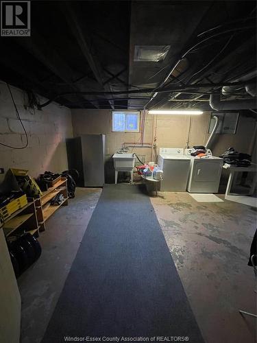 281-283 Moy Avenue, Windsor, ON - Indoor Photo Showing Basement