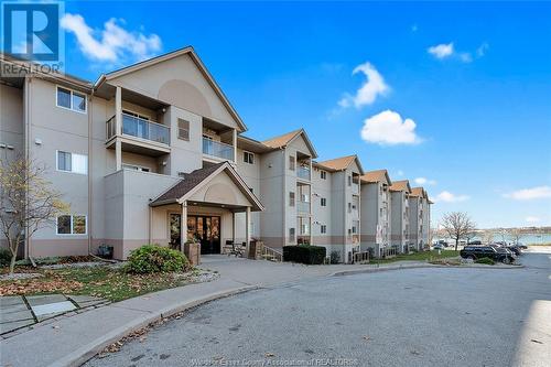 3000 Sandwich Unit# 101, Windsor, ON - Outdoor With Facade