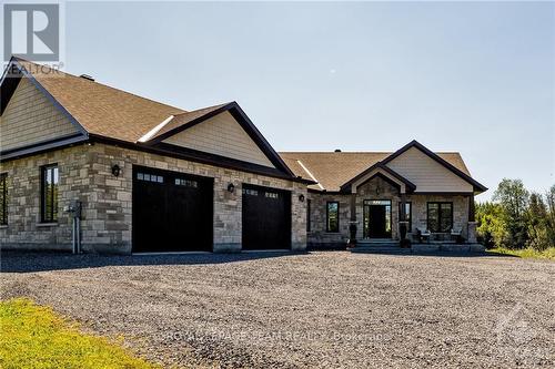 1515 Diamondview Road, Ottawa, ON - Outdoor With Facade