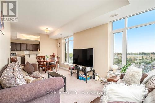 701 - 100 Roger Guindon Road, Ottawa, ON - Indoor Photo Showing Living Room