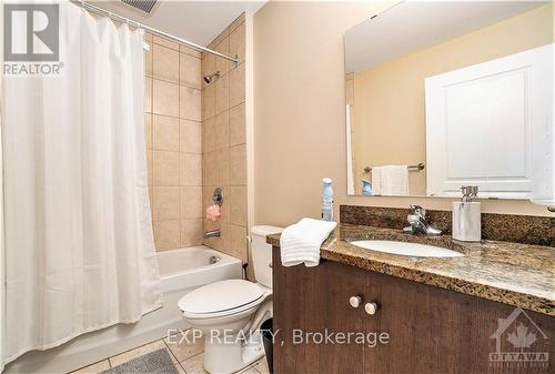 701 - 100 Roger Guindon Road, Ottawa, ON - Indoor Photo Showing Bathroom