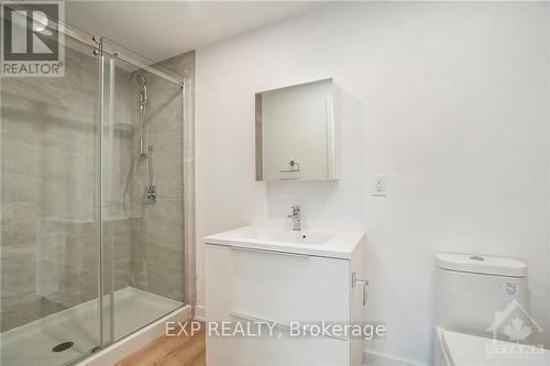 614 - 820 Archibald Street, Ottawa, ON - Indoor Photo Showing Bathroom