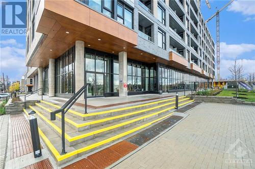 1354 Carling A Avenue Unit#611, Ottawa, ON - Outdoor