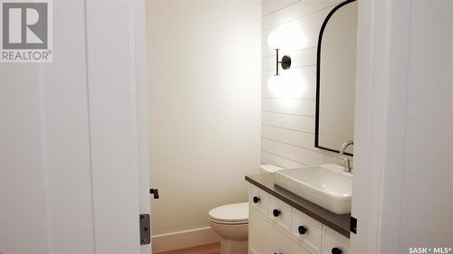 613 Weir Crescent, Warman, SK - Indoor Photo Showing Bathroom