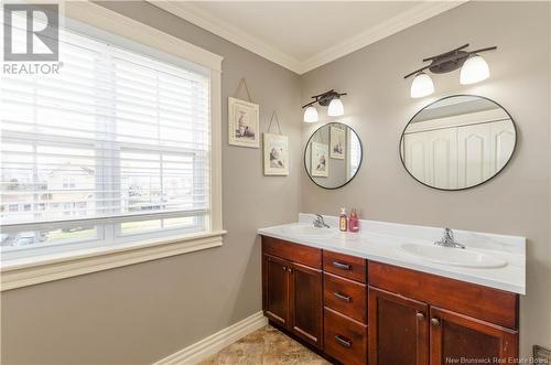 163 Fortune Street, Dieppe, NB - Indoor Photo Showing Bathroom