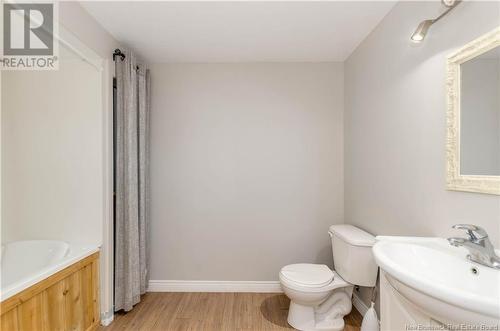 163 Fortune Street, Dieppe, NB - Indoor Photo Showing Bathroom