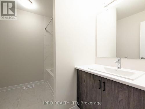 320 Falsetto Street, Ottawa, ON - Indoor Photo Showing Bathroom