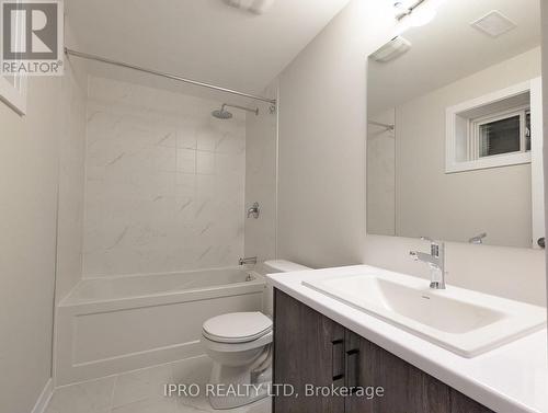 320 Falsetto Street, Ottawa, ON - Indoor Photo Showing Bathroom