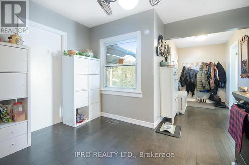 74 Pinelands Avenue, Hamilton, ON - Indoor