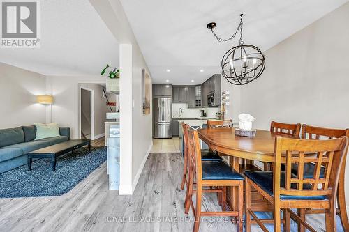 142 St Andrews Drive, Hamilton, ON - Indoor Photo Showing Dining Room