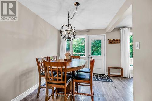 142 St Andrews Drive, Hamilton, ON - Indoor Photo Showing Dining Room