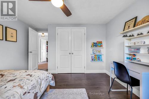 142 St Andrews Drive, Hamilton, ON - Indoor Photo Showing Bedroom