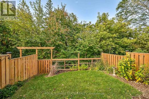 142 St Andrews Drive, Hamilton, ON - Outdoor