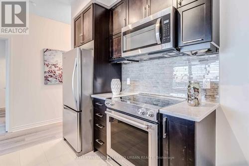 420 - 39 Annie Craig Drive, Toronto, ON - Indoor Photo Showing Kitchen With Stainless Steel Kitchen