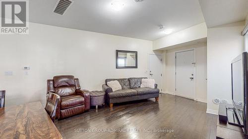 1 - 161 Frederick Tisdale Drive, Toronto, ON - Indoor Photo Showing Living Room