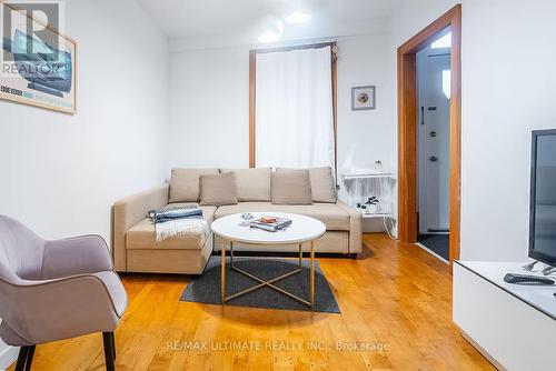 62 Garnet Avenue, Toronto, ON - Indoor Photo Showing Living Room