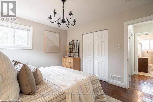 Upper - 34 Briarwood Crescent, Hamilton, ON - Indoor Photo Showing Bedroom