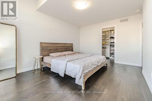 22 Sandstone Street, Cambridge, ON - Indoor Photo Showing Bedroom