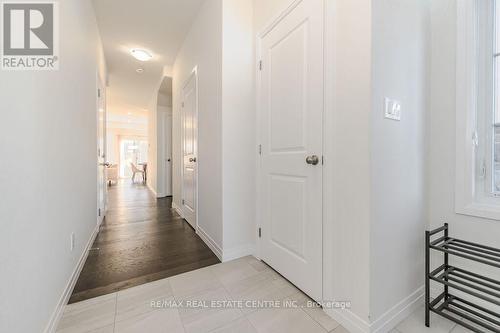 22 Sandstone Street, Cambridge, ON - Indoor Photo Showing Other Room