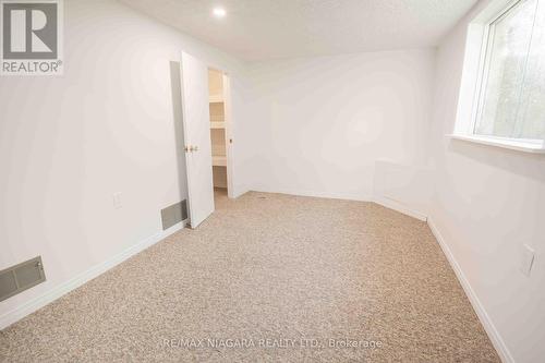 223 Bel Air Avenue, Hamilton, ON - Indoor Photo Showing Other Room