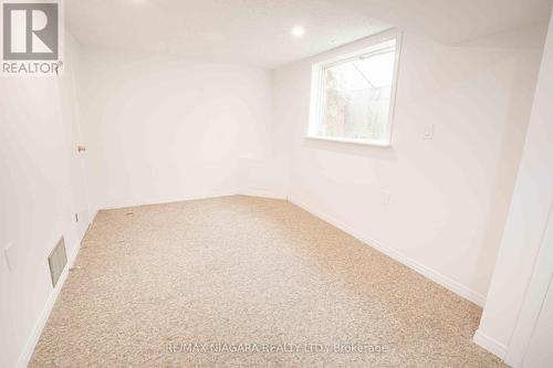 223 Bel Air Avenue, Hamilton, ON - Indoor Photo Showing Other Room