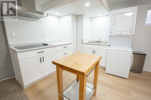 223 Bel Air Avenue, Hamilton, ON - Indoor Photo Showing Laundry Room