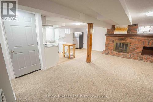 223 Bel Air Avenue, Hamilton, ON - Indoor Photo Showing Other Room