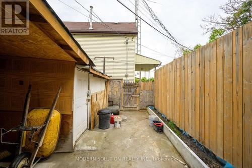 204 Sherman Avenue, Hamilton, ON - Outdoor With Exterior