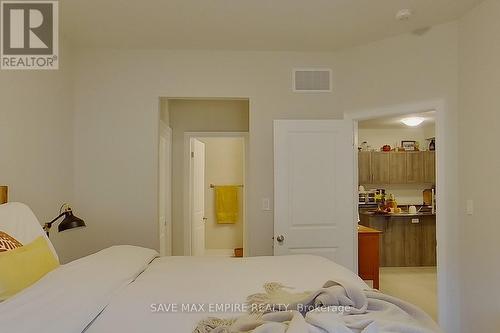 435 Williams Crescent, Fort Erie, ON - Indoor Photo Showing Bedroom