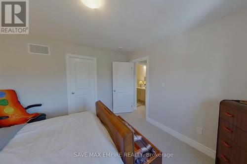 435 Williams Crescent, Fort Erie, ON - Indoor Photo Showing Bedroom