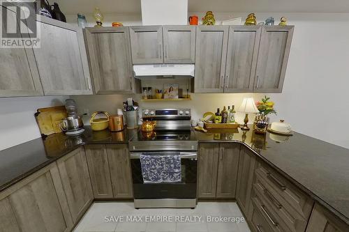 435 Williams Crescent, Fort Erie, ON - Indoor Photo Showing Kitchen