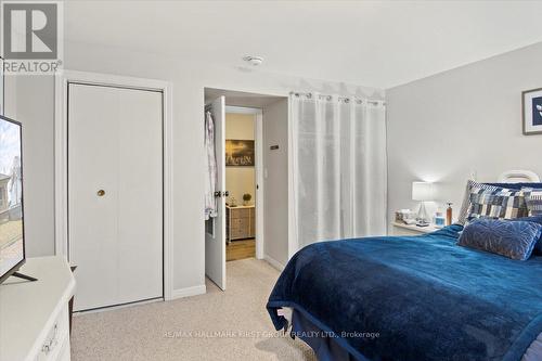 733 Victory Drive, Pickering, ON - Indoor Photo Showing Bedroom