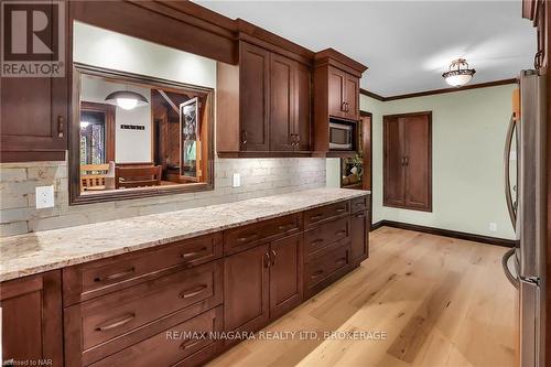 919 Sumbler Road, Pelham, ON - Indoor Photo Showing Kitchen