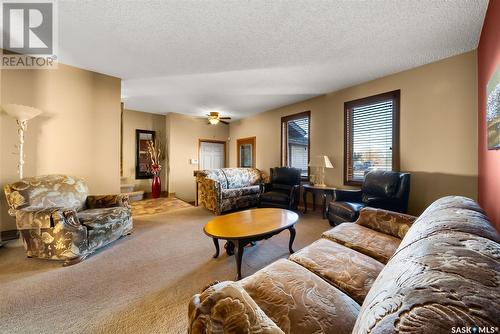 2719 Goodfellow Road, Regina, SK - Indoor Photo Showing Living Room