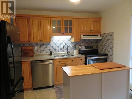 2365 Grenoble Street Unit# 49, Sudbury, ON - Indoor Photo Showing Kitchen With Double Sink