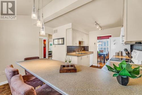 8 - 336 Queen Street S, Mississauga, ON - Indoor Photo Showing Kitchen