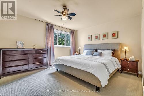 8 - 336 Queen Street S, Mississauga, ON - Indoor Photo Showing Bedroom