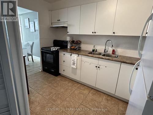 2810 - 5 Massey Square, Toronto, ON - Indoor Photo Showing Kitchen With Double Sink