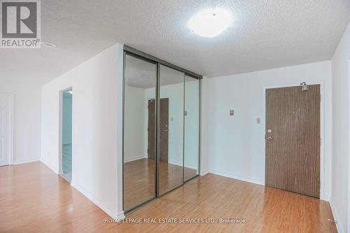 1004 - 1 Reidmount Avenue, Toronto, ON - Indoor Photo Showing Other Room