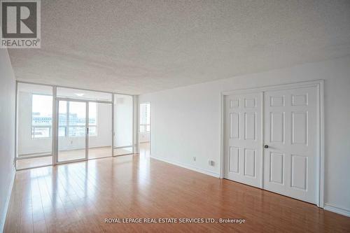 1004 - 1 Reidmount Avenue, Toronto, ON - Indoor Photo Showing Other Room