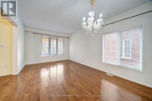 31 Peacock Crescent, Ajax, ON - Indoor Photo Showing Other Room