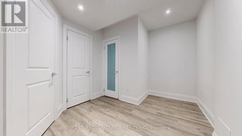 841 Clark Avenue W, Vaughan, ON - Indoor Photo Showing Other Room